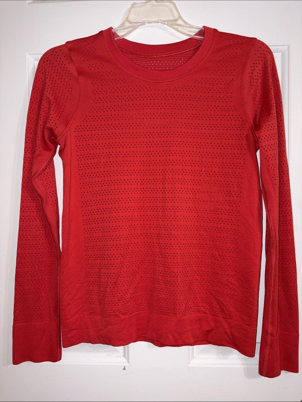lululemon Breeze Size 8 Salmon Orange Shirt Aries Perforated Long-Sleeve Top